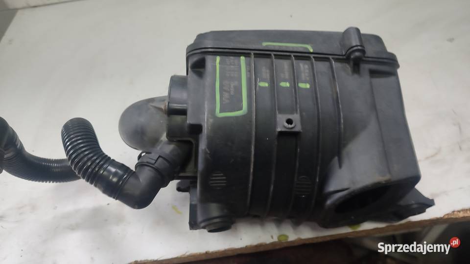 OBUDOWA FILTRA POWIETRZA VW GOLF AUDI 1F0129607 osobowe Włoszczowa