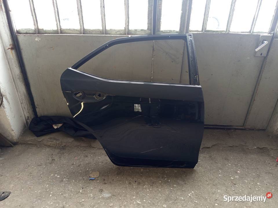 Toyota Corolla e16 drzwi Radom