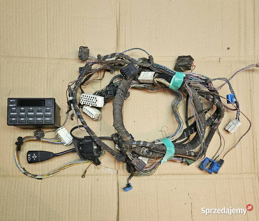 Komputer OBC wiązka manetka Bmw e32 Pozostałe