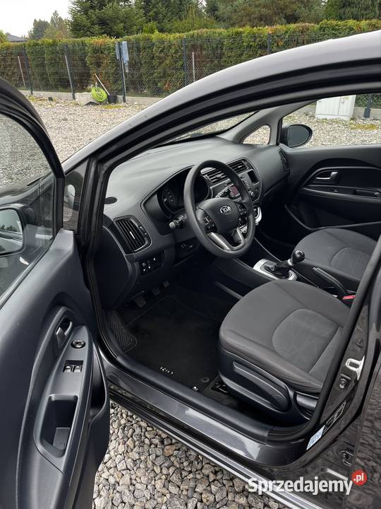 Kia Rio Benzyna 2013r ESP Tomaszów Lubelski