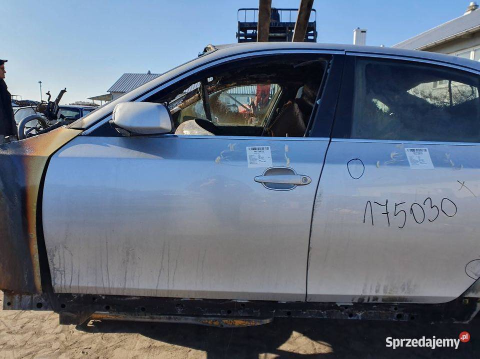 DRZWI LEWE PRZÓD BMW E60 osobowe Pozostałe Lipno