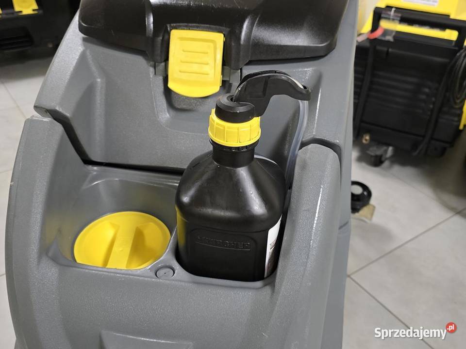 Szorowarka KARCHER B80 z głowicą dyskową D75 S z Zduny