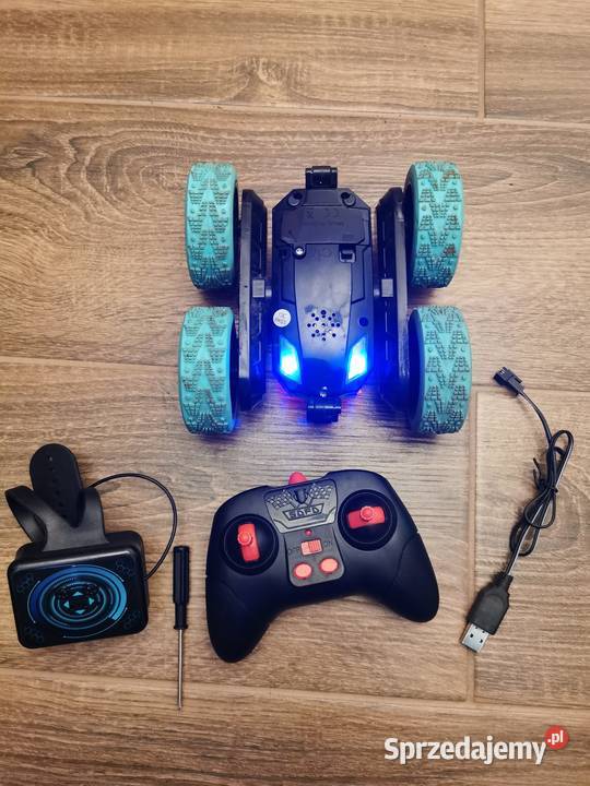 Samochodzik zdalnie sterowany Dębica