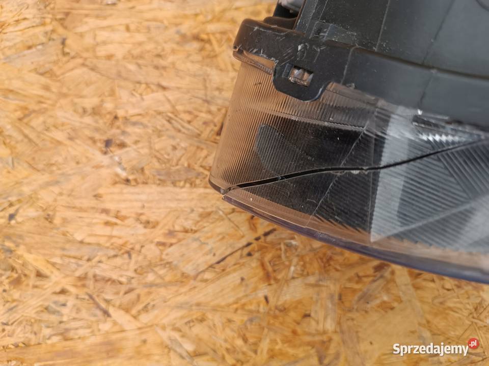 REFLEKTOR LAMPA LEWY PRZÓD EU 31420249 VOLVO Nowy Tomyśl