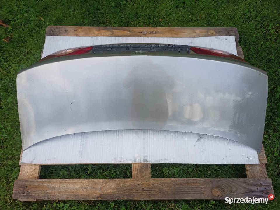Honda City IV 4 klapa bagażnika kompletna YR528M łódzkie Sieradz sprzedam