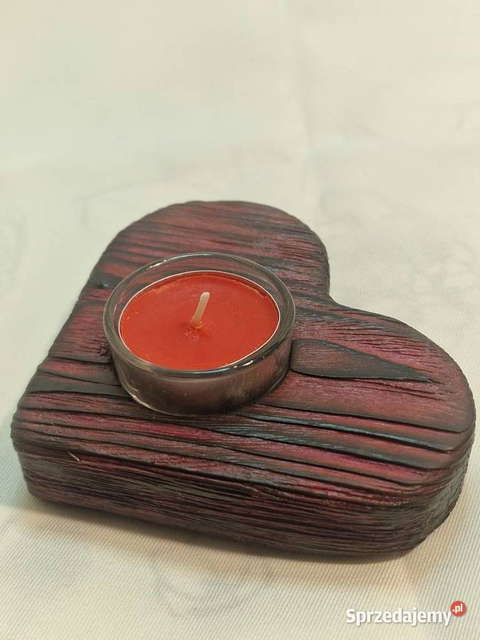 Świecznik drewniany serce purpurowy na tealight Świeczniki Sępopol