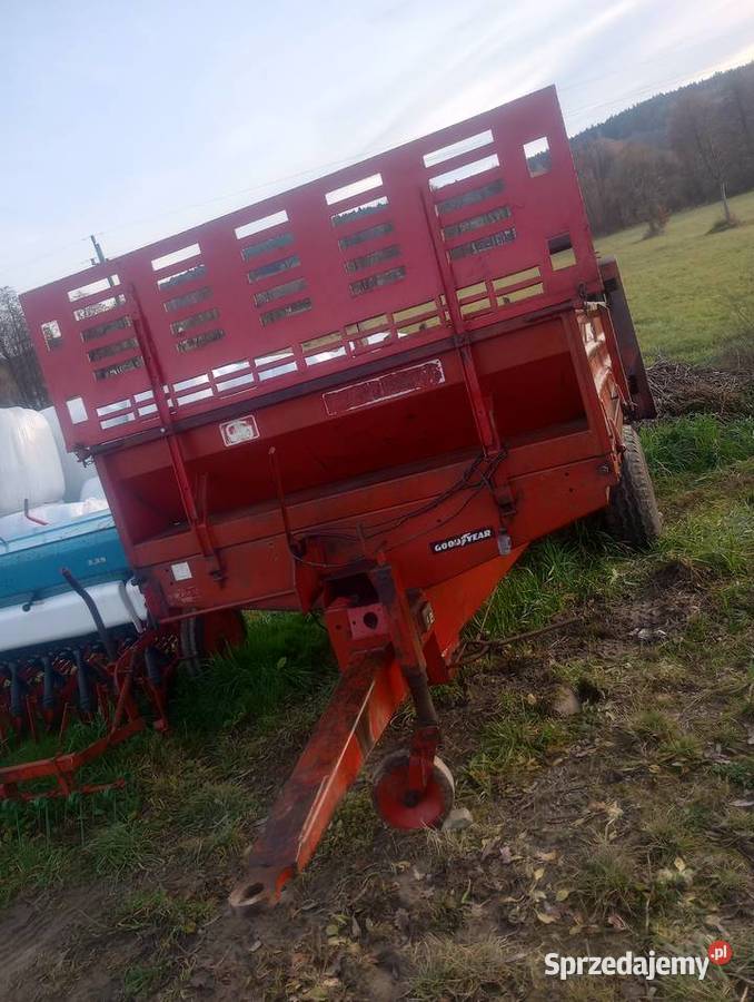 Rozrzutnik obornika 4T Huta Nowa