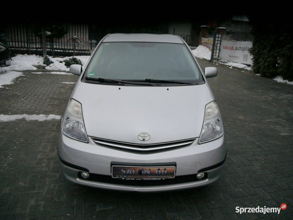 Toyota Prius Hybryda 15 100bezwypadkowy Stan b z VAT marża