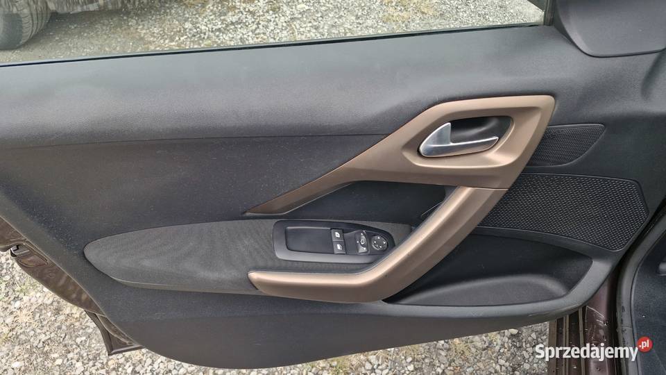 Peugeot 208 I 12 BENZYNA 82 5 DRZWI Częstochowa sprzedam