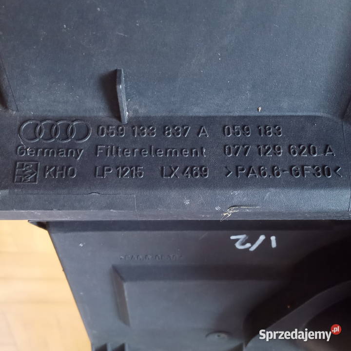 Audi A8 D2 25 TDI Obudowa filtra powietrza Dębica