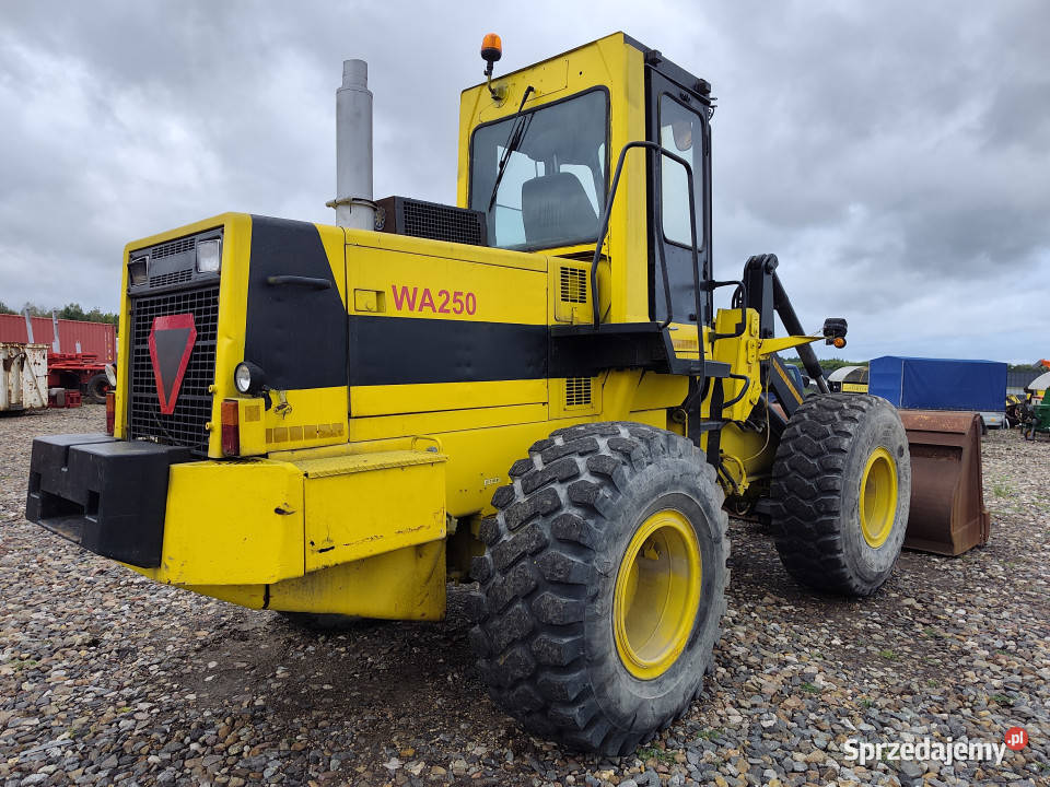 Ładowarka kołowa KOMATSU WA2501 130 1987r Twardosławice