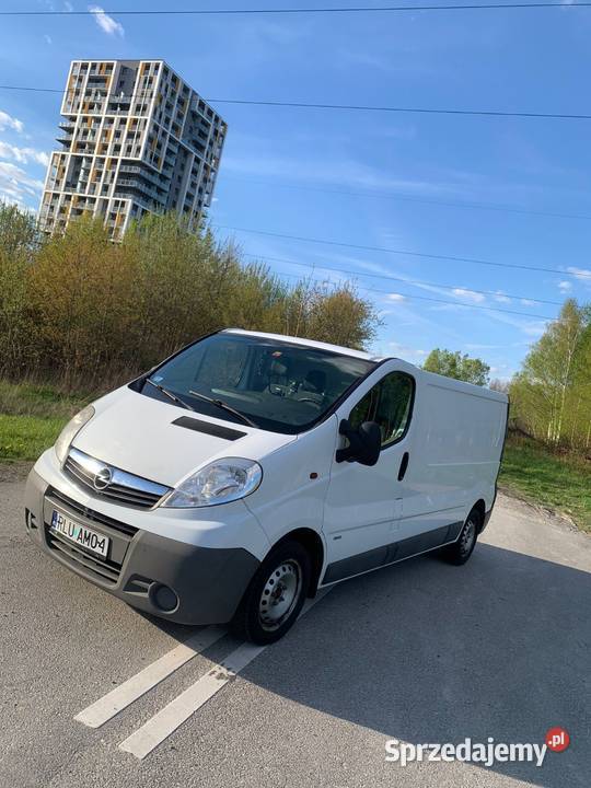 Opel vivaro 25 L2H1 long klima doinwestowany 150KM Opel Kraczkowa sprzedam