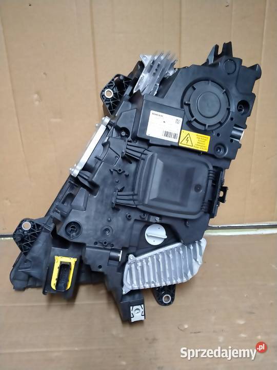 VOLVO FH4 LAMPA PRAWA BIXENON XENON PRAWY Kargowa