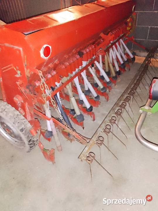 Sprzedam siewnik poznaniak z 1988r Szczytniki sprzedam