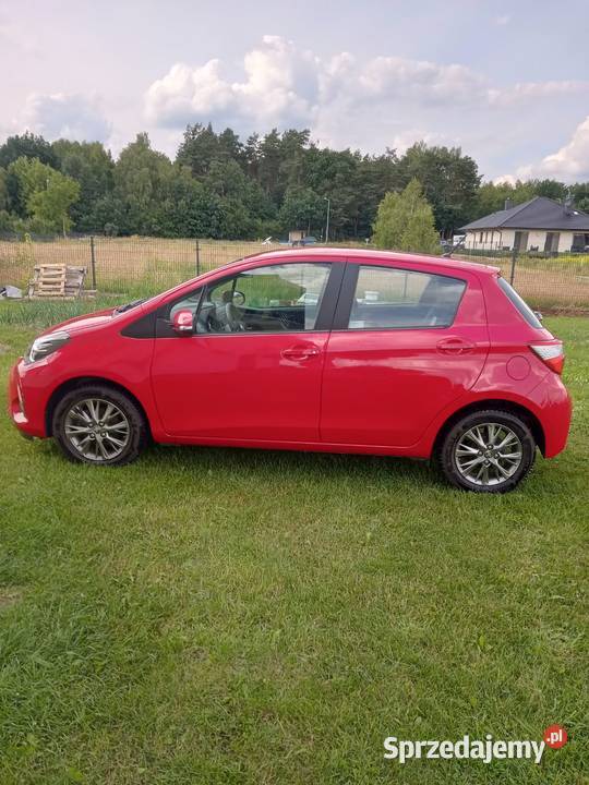 Toyota Yaris 2019 15 111 27 przebiegu nowy lubelskie Puławy sprzedam
