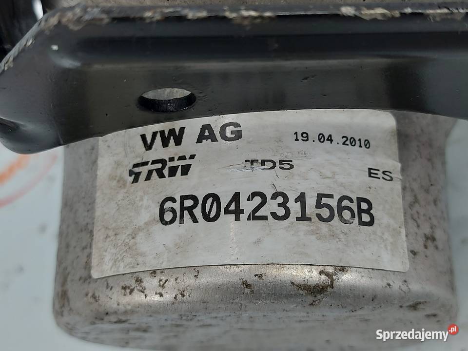 VW POLO 6R V pompa wspomagania 6R0423156B osobowe Pompy wspomagania Kielce