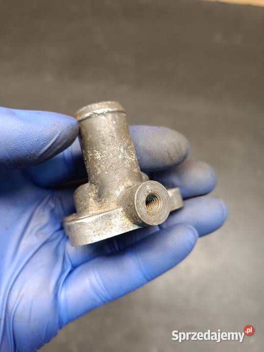 Króciec dekielek pokrywka termostatu silnik Pokrywy i osłony silnika Gołaczewy