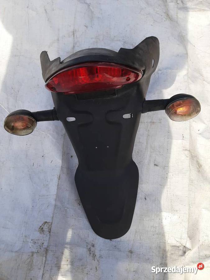 Błotnik tylny kierunkowskazy lampa tył do Ksawerów