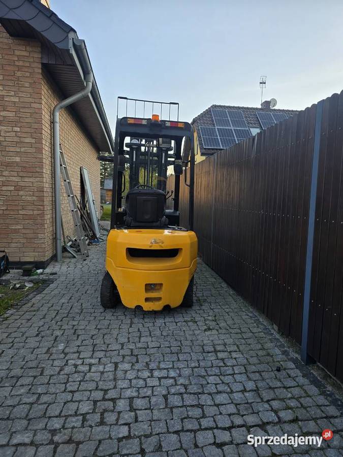 Mitsubishi T8FD18 Wózek widłowy diesel FD18