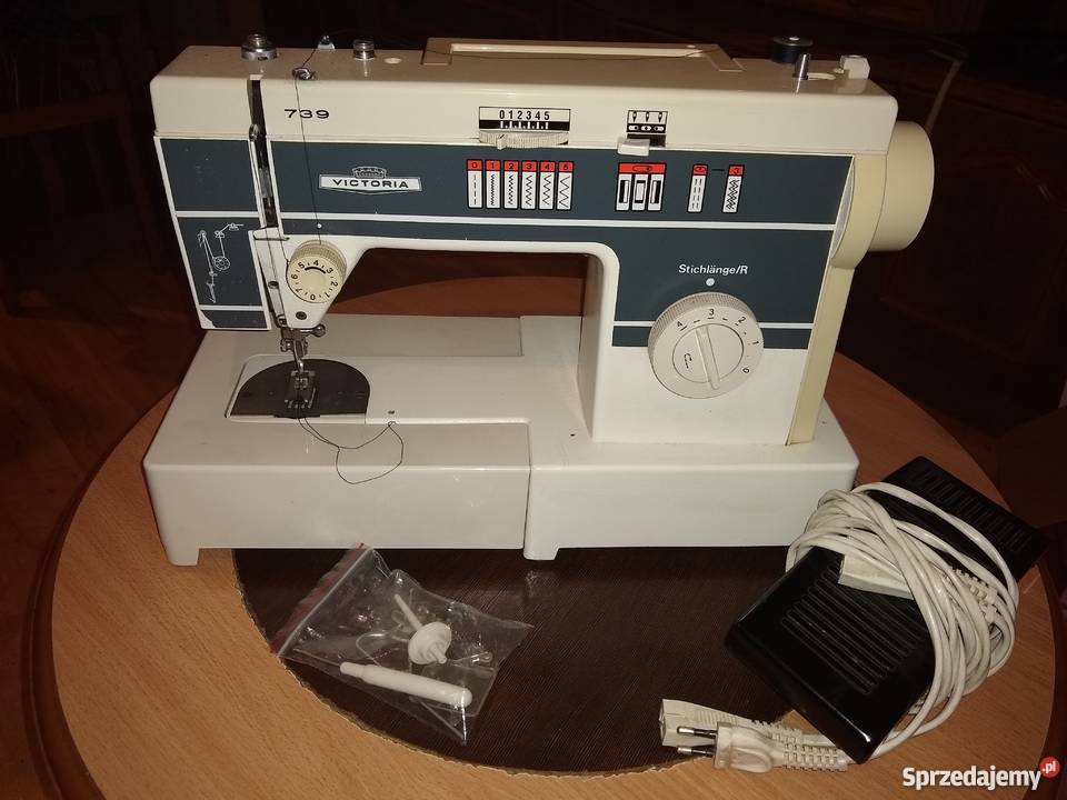 Maszyna do szycia Łucznik model Victoria 739 Pozostałe świętokrzyskie Chmielnik