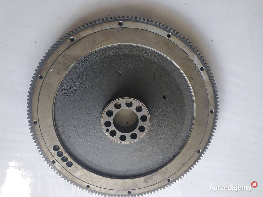 0410 0010 Koło zamachz wieńcOM402447 M420 sprzedam