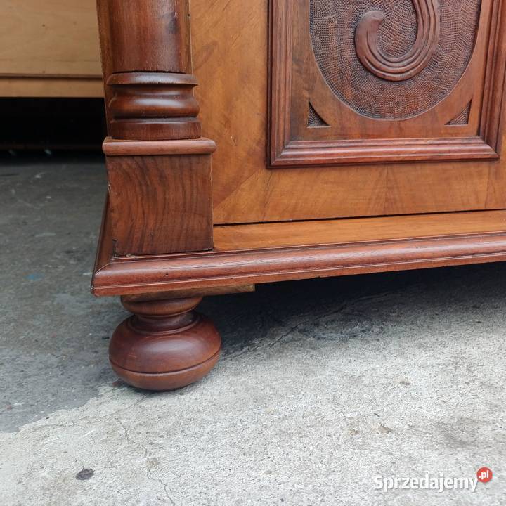 Eklektyczna Bieliźniarka Szafonierka z nadstawką Suchorzew