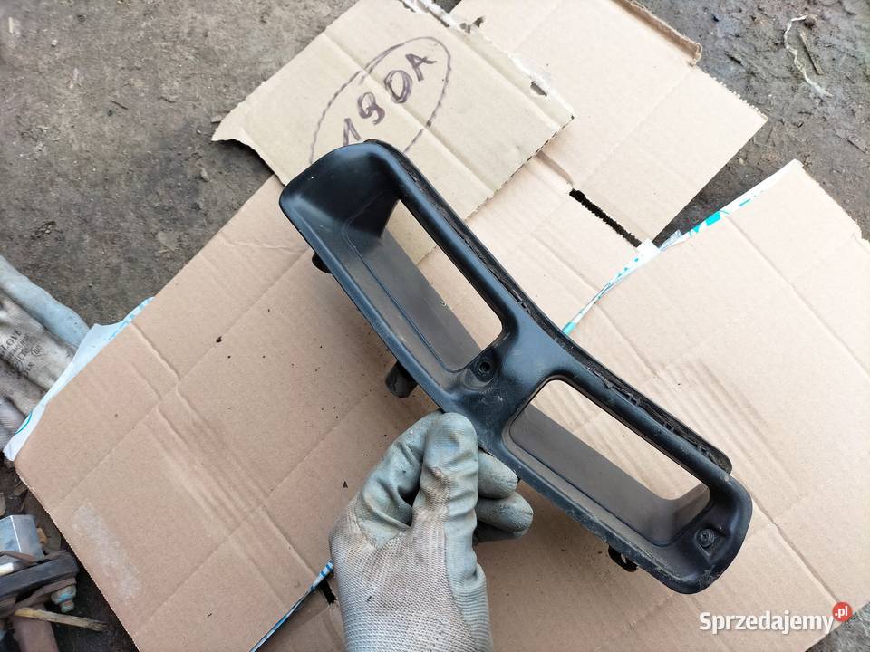 AUDI 80 B4 80B4 UCHWYT RĄCZKA DRZWI PRAWY PRZÓD