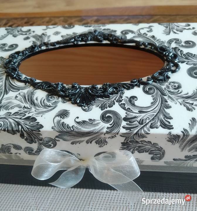 Chustecznik drewniany KORONKA decoupage Szpetal Górny