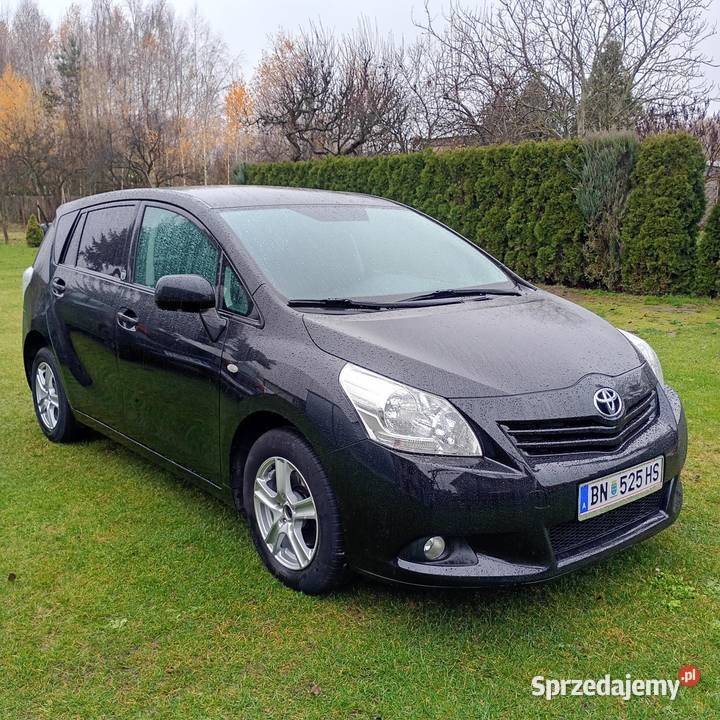 Toyota Verso 18 147 benzyna automat 7 osobowy poduszka powietrzna mazowieckie Radom