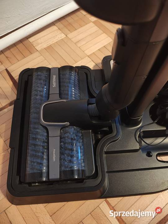 Odkurzacz pionowy Aqua Trio Philips