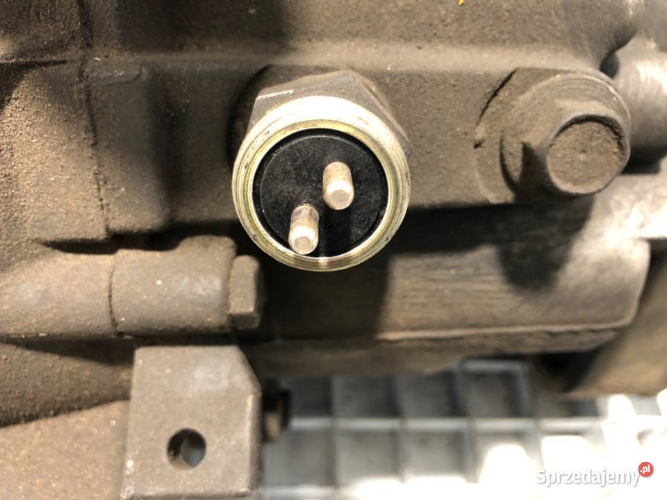 SKRZYNIA BIEGÓW MERCEDES W638 A6382600100 23 79 osobowe