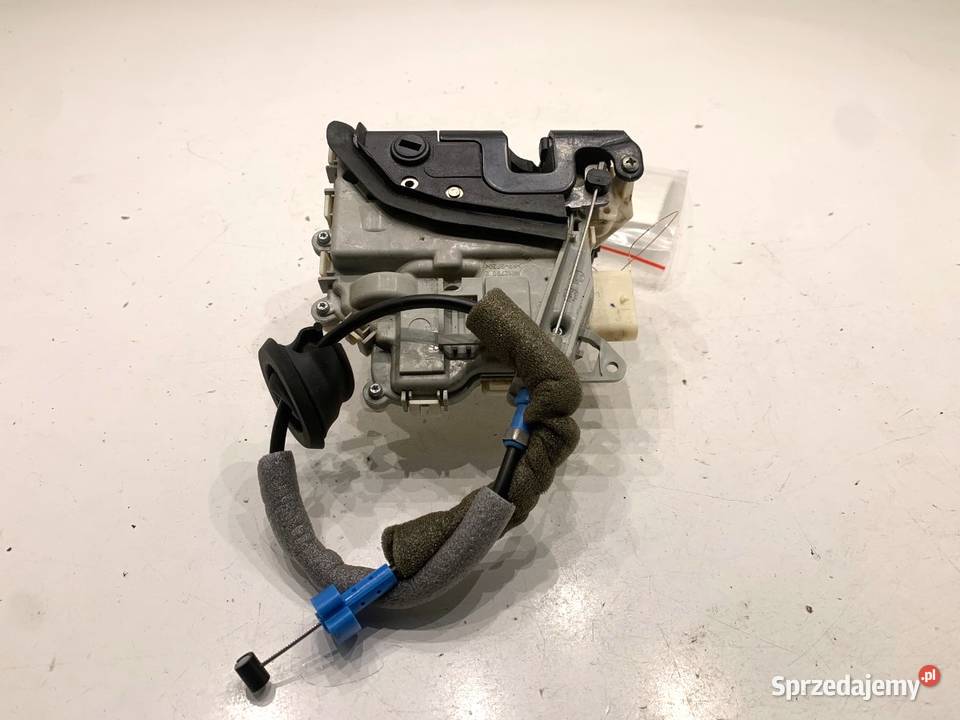 ZAMEK DRZWI PRAWY TYŁ AUDI A3 8V SedanLimuzyna podkarpackie