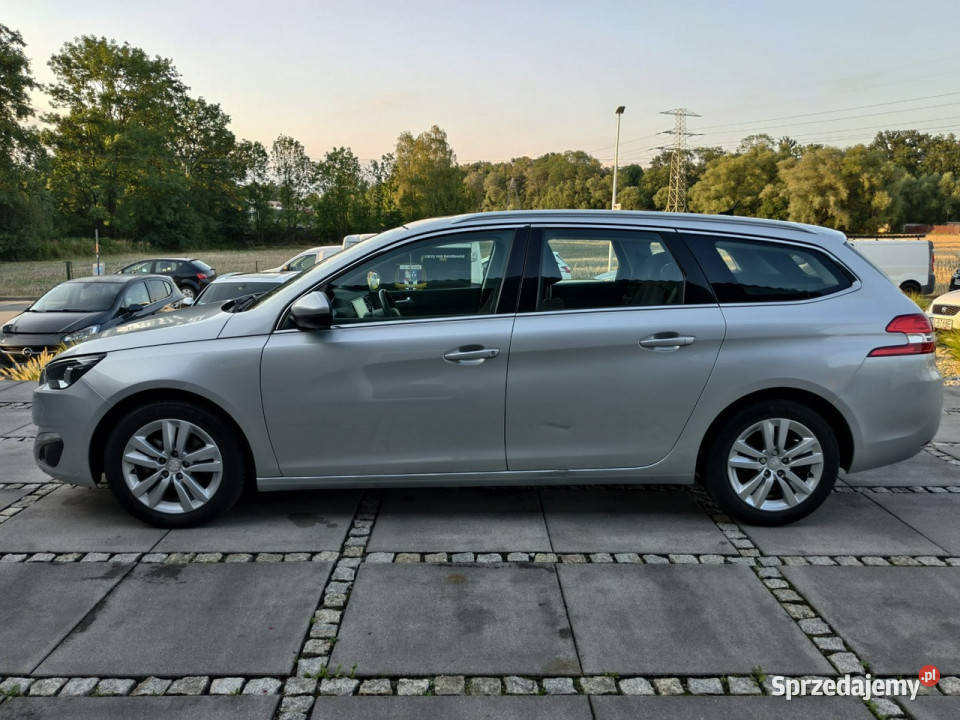 Peugeot 308 MAŁY PRZEBIEG 2016r 130 6biegów full Kęty