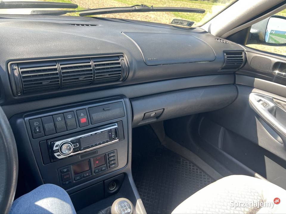 Sprzedam samochód Marki Audi A4 B5 Benzyna Klima gniazdo USB opolskie Rogów Opolski