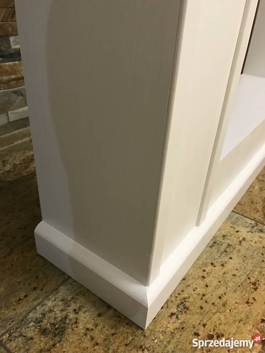 portal kominkowy atrapa kominka kominek z drewna Jeleśnia