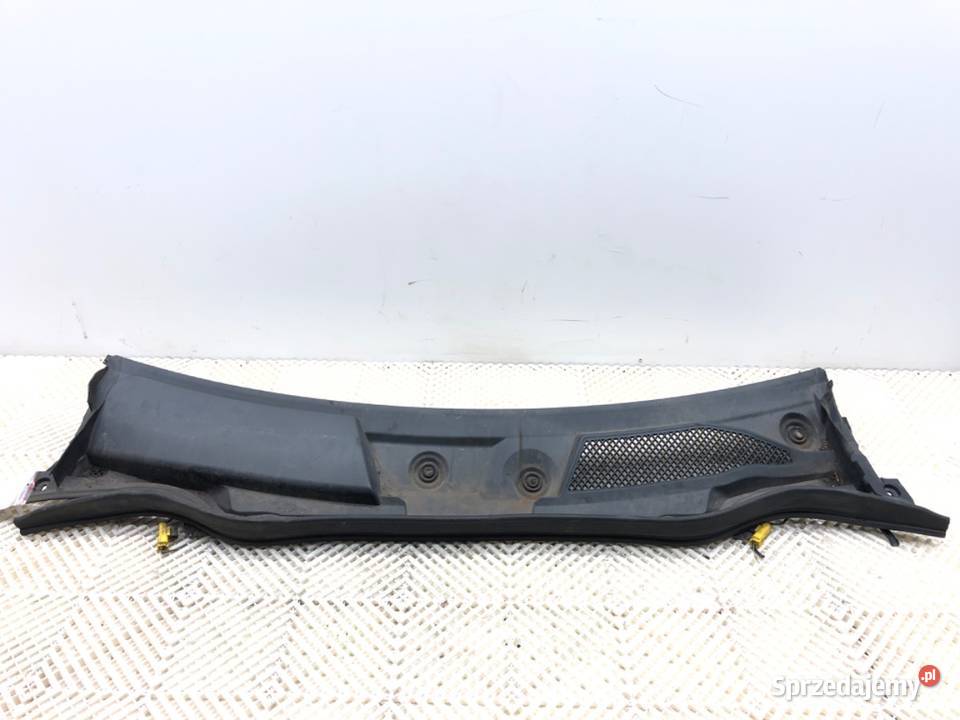 PODSZYBIE MERCEDES W176 A1768300013 Hatchback