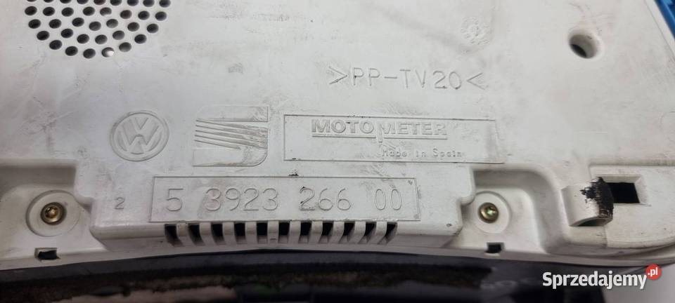 LICZNIK ZEGAR VOLKSWAGEN POLO III 6N 6N0919860R Części samochodowe Lipno sprzedam
