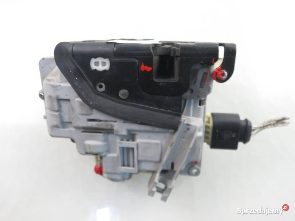 ZAMEK PRAWY PRZEDNI VW PASSAT B6 3C1837016A osobowe sprzedam