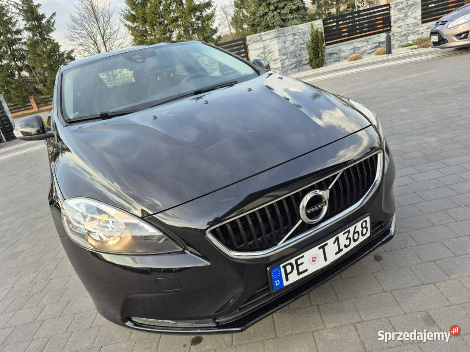 Volvo V40 15 benzyna lift automat navi LED 118 centralny zamek Drelów