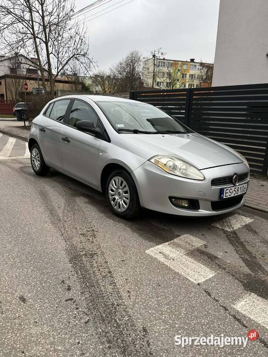 FIAT BRAVO 2009 16 MultiJet długie opłaty nieuszkodzony łódzkie Zgierz