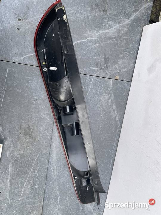 FORD FOCUS 2 LIFT LEWA LAMPA TYŁ HB Lampy tylne Ostroróg