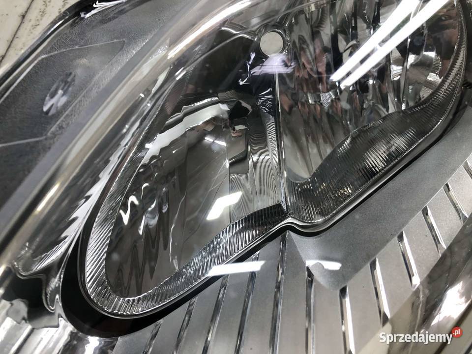 Ford Mondeo IV BA7 20072010 Reflektor Lampa sprzedam