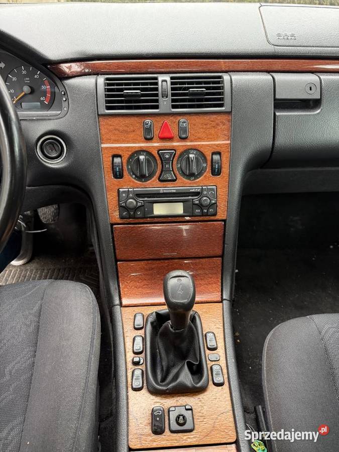 Mercedes W210 E200 sprzedam zamienie Rok produkcji 1999 Klasa E Kutno