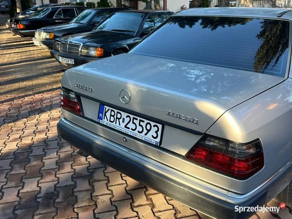 MERCEDES 124 300 D Turbo Diesel Automat Klima Tymowa