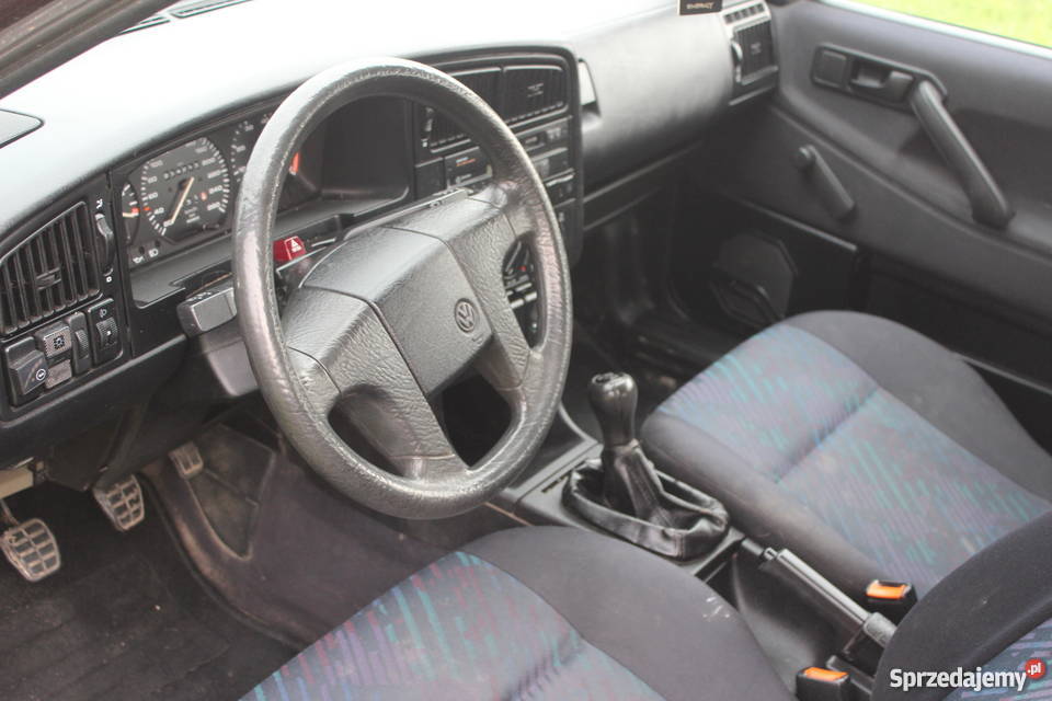 Volkswagen PASSAT B3 20 LPG PEREŁKA Kombi Chłopków