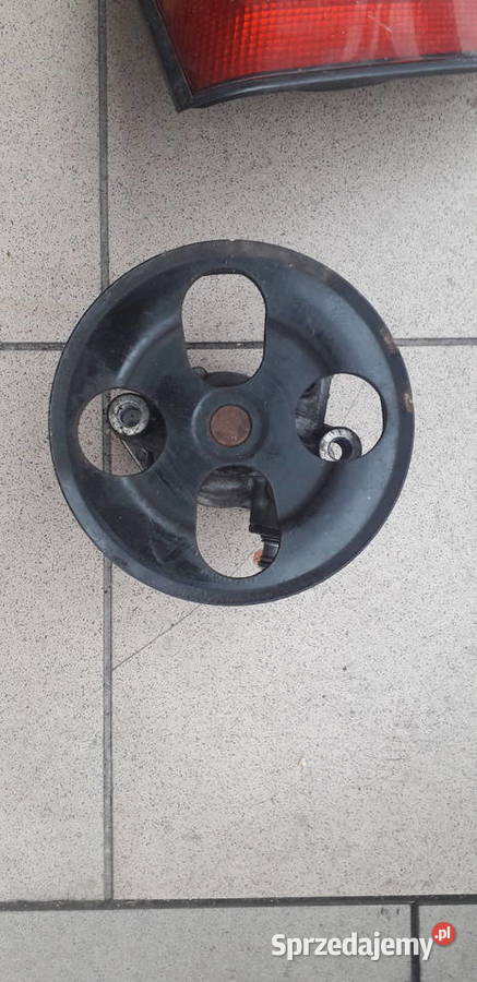 Pompa wspomagania Mitsubishi Carisma 18 16v GDI Pompy wspomagania sprzedam