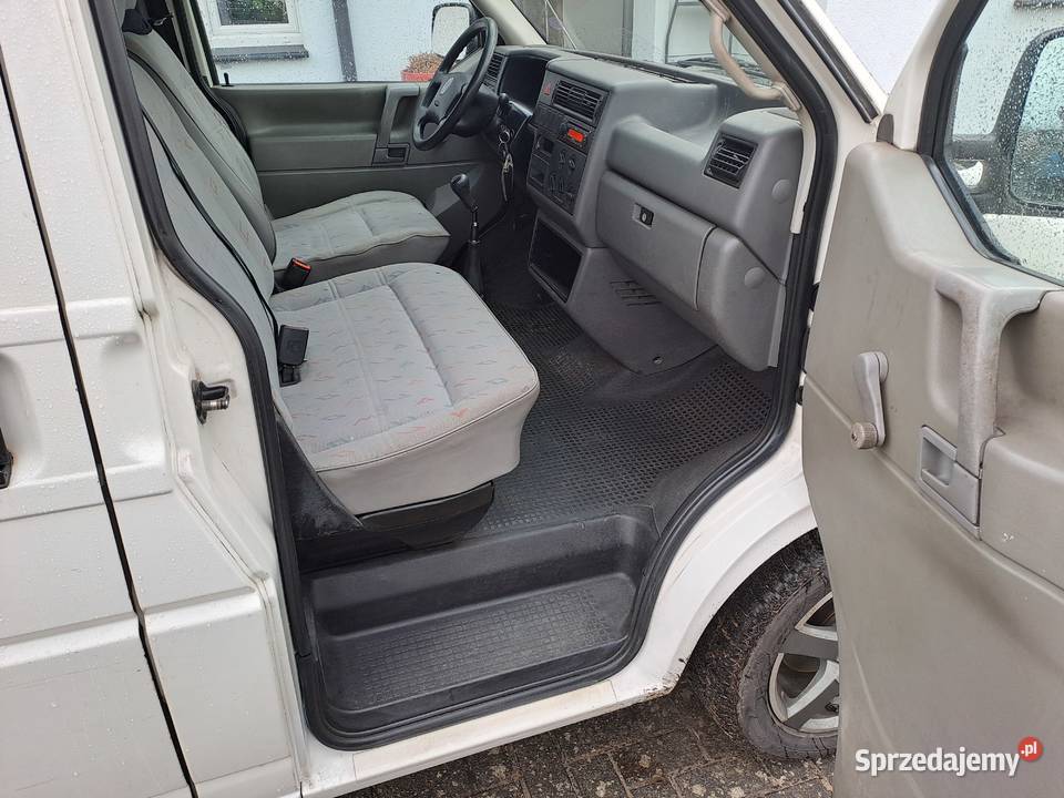 VW T4 Caravelle 02r 25tdi 9 osób bez rdzy z manualna Myślibórz sprzedam
