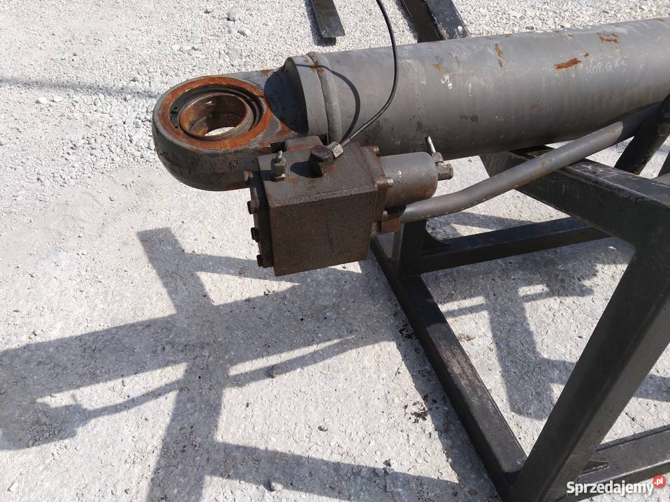 Siłownik Volvo Akerman EC290 EC 220 230 240 300 świętokrzyskie Kielce sprzedam