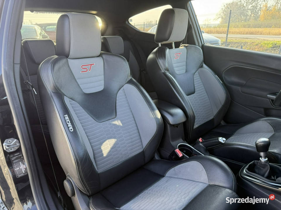 Ford Fiesta ST 2015r 16 16V EcoBoost 182 Salon światła do jazdy dziennej Wojkowice sprzedam