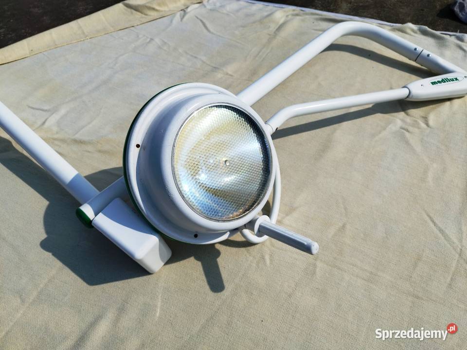 Lampa medyczna stomatologiczna FAMED typ BHC175 Przejazdowo